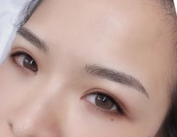 -久匠·野生眉半永久纹绣