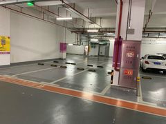 -龙湖虹桥天街-停车场