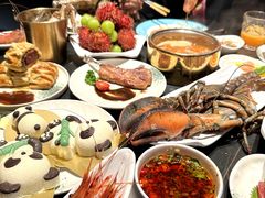 -雍容荟帝王蟹活龙虾展台自助(IFS黑金店)