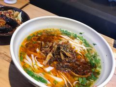 -湘人龙记老长沙米粉(华普国际大厦店)