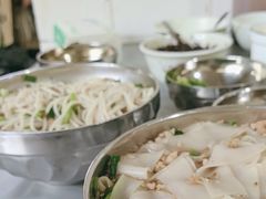 -正宗杨记普洱酸醋米线(总店)