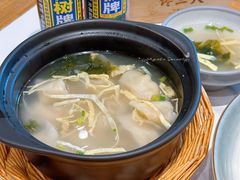 -馋三尺蟹粉小笼(人民广场店)