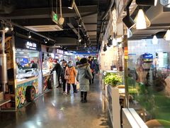 -第5大道精品休闲购物广场