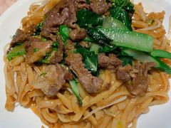 招牌湿炒牛河-潮泰牛肉火锅 · 创于1992年(车公庙店)