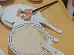 -鹏城人家海鲜酒家·23年老字号(较场尾店)