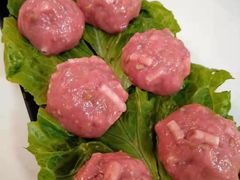 手捶牛肉丸-三头牛·潮汕牛肉生蚝火锅 (夏湾店)