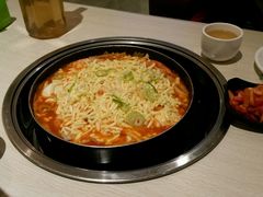 -三清洞摩西韩式年糕火锅(威高广场店)