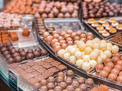 -Laderach 莱德拉(上海环贸iapm店)