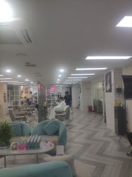 -米娜护肤造型
