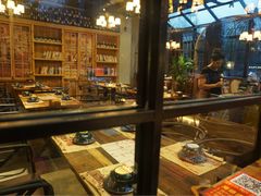 面包甜点陈列柜-嘎嘎鸭脑壳(金沙店)
