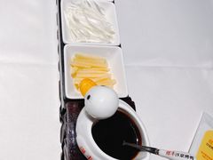 -煜丰汴京烤鸭(福彩路店)