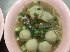 -榮泰米粉湯(Left Shop)