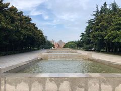 -上海市龙华烈士陵园