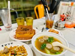 手打牛肉丸-海王冰室(皇朝店)