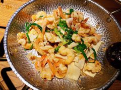 锅烧脆脆虾-吃饭皇帝大土家民族菜(正大广场店)