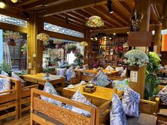 大堂-民食香·腊排骨野生菌美食(木府店)