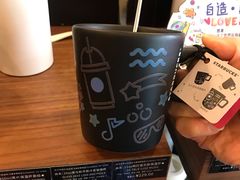-星巴克(武汉欧利新天地店)
