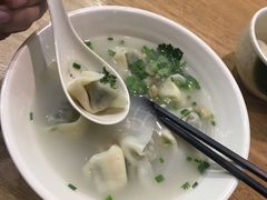 菌菇荠菜馄饨-吉祥馄饨(虹桥火车站店)