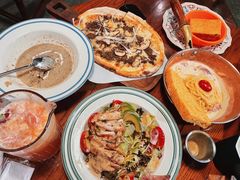 -I HOLIC艾豪丽披萨(KKone店)