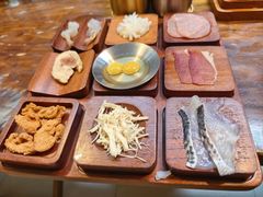 -银米·云南传统过桥米线(双廊黑金冠店)