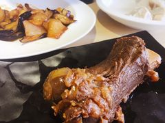 -关东小磨东北菜(上海长风大悦城店)