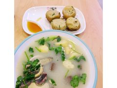 -小杨生煎(成山巴黎春天店)