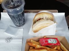 -龙治汉堡(中华城店)