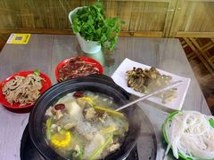 -蚝羊氣惠来羊肉火锅·高压锅生蚝