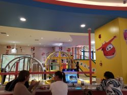 -乐多星球潮玩中心(沈阳嘉里城店)