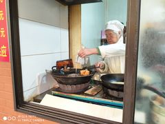 -阿婆油墩子(五里桥路188弄小区店)