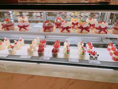 -花花卷卷·鲜食蛋糕(静安久光百货店)