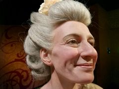 -曼谷杜莎夫人蜡像馆