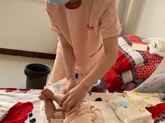 -上海雏渐肥月嫂