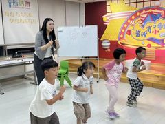 -蓝话筒·少儿成人演讲口才·主持朗诵·戏剧表演(大华第一坊店)