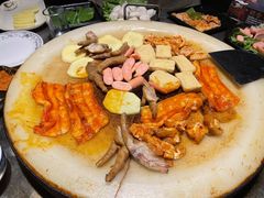 -冰冰龙虾·江湖菜·花园江景餐厅