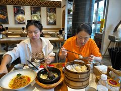 -馋三尺蟹粉小笼(人民广场店)