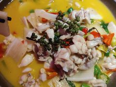 霹雳娇娃-爱啤精酿·民谣酒馆(滨江店)