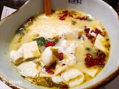 老坛酸菜鱼片粉-申鲜大师·简餐(科技生态园店)