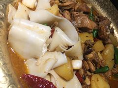 新疆大盘鸡-楼兰新疆主题餐厅(坂田佳华领汇广场店)