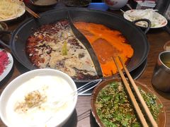 -萍姐火锅·公路夜市(武汉首店)