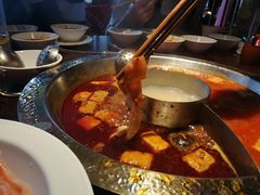 -巴邑火锅·夜宵(港隆广场店)