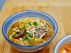 精选酸菜牛腱子面-陈八两面家(华孚写字楼店)