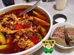 -渝信川菜 · 川味家常菜(财富购物中心店)