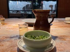 -冰冰龙虾·江湖菜·花园江景餐厅