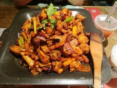 -炭舍干锅·烤鱼(扬名广场店)