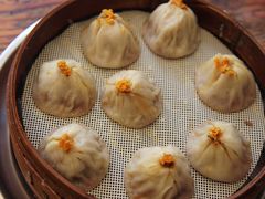 蟹粉小笼包-忆秦园小笼包(惠山古镇总店)