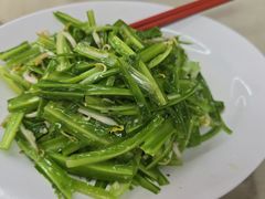 -新峰肉骨茶(总店)