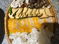 -云荷里·蒸汽石锅鱼·云南菜(中发百旺店)