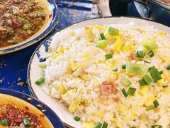 蛋炒饭-马路边边串串香(双井直营店)