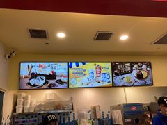 -DQ·蛋糕·冰淇淋(大宁国际商业广场店)